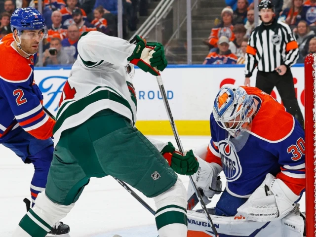 Oilers have rare third period lapse in loss to Wild
