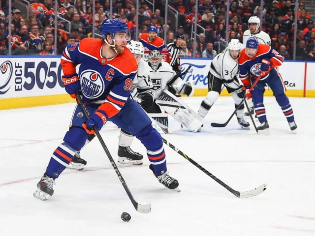 Goals aren’t coming for Connor McDavid. He’s helping the Oilers more than ever