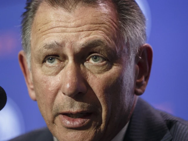 Oilers GM Ken Holland has ‘lots of irons in the fire’ ahead of NHL trade deadline