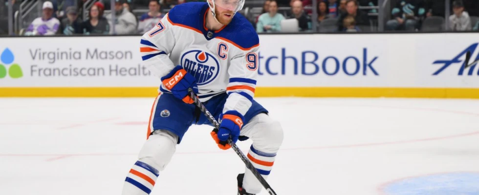 Oilers’ Connor McDavid becomes sixth NHLer to record seven 100-point seasons