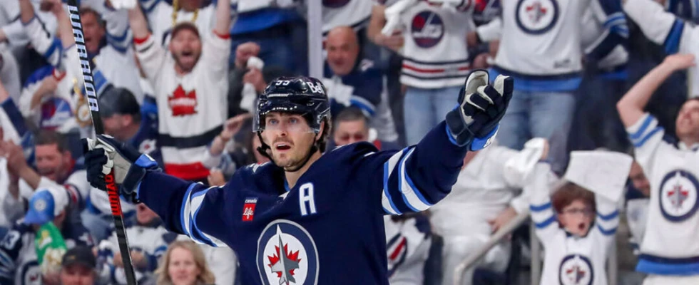 Scheifele to take flight vs. Predators on Wednesday night