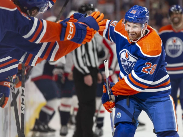 Oilers' Brown: Crowd's reaction to 1st goal of season 'meant a lot'