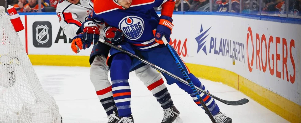 Edmonton Oilers’ Vicent Desharnais suffers broken finger from fight