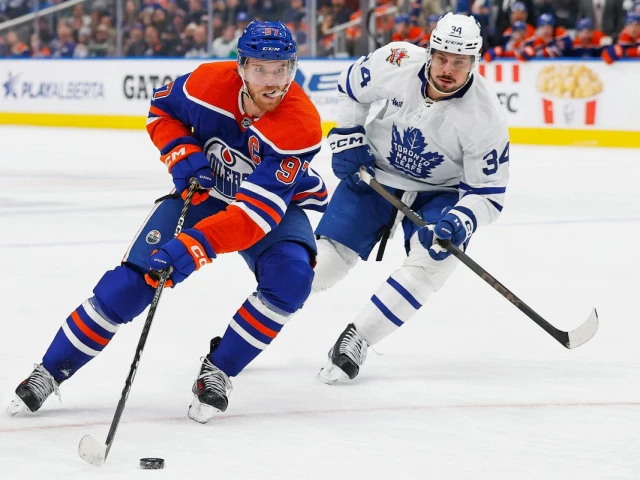 This Week in the NHL: McDavid, Matthews meet during milestone chases