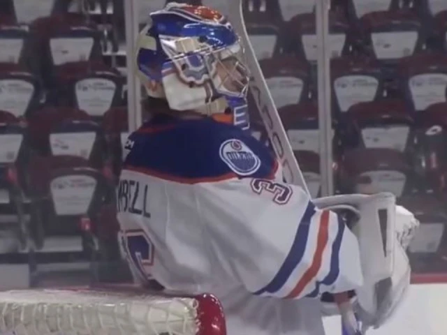 Jack Campbell lets in very fluky penalty shot goal vs. Wranglers