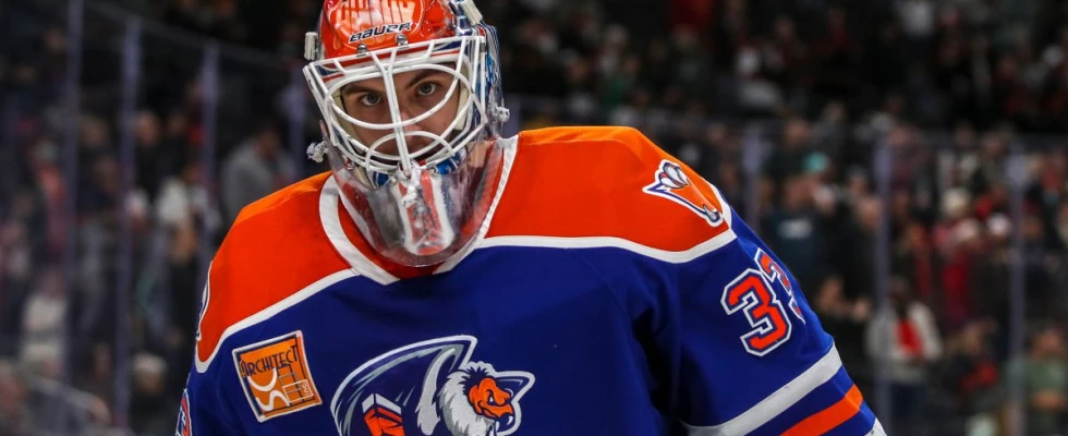 Edmonton Oilers sign goalie Olivier Rodrigue to one-year, two-way extension