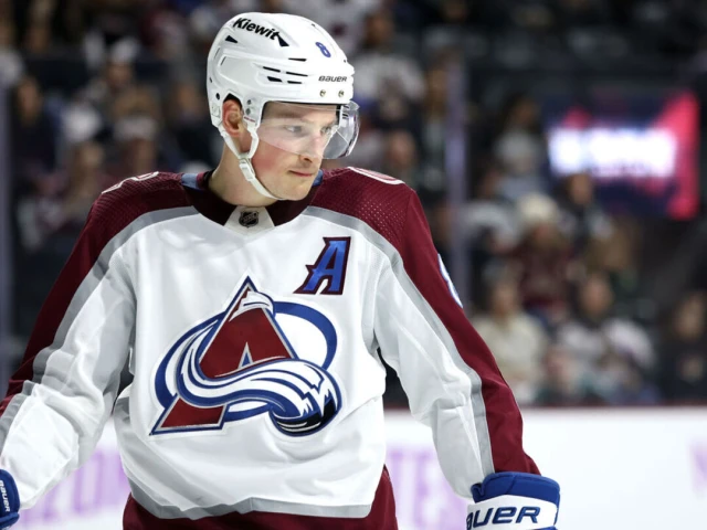 Star defensemen take center stage in matchup between Avs, Oilers