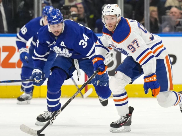 Maple Leafs, Oilers, Lightning clinch playoff berths