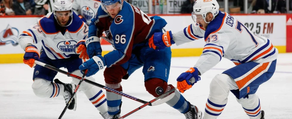 Avs’ Mikko Rantanen leaves game vs. Oilers with upper-body injury