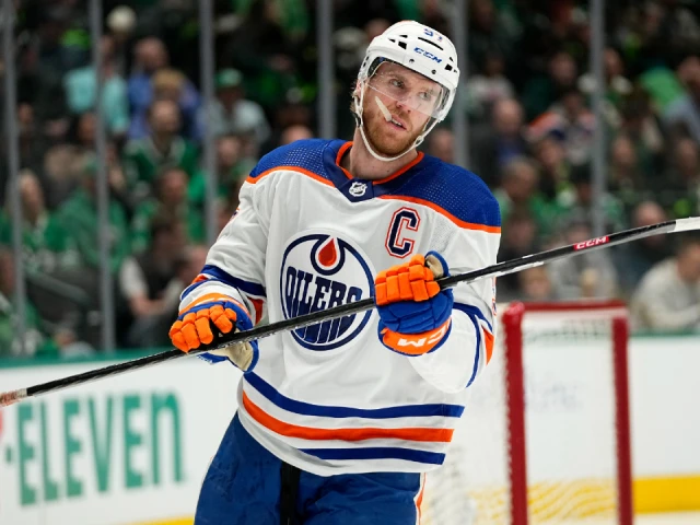 Oilers’ Connor McDavid a game-time decision vs. Golden Knights