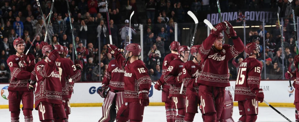 Report: Coyotes players informed team is moving to Utah