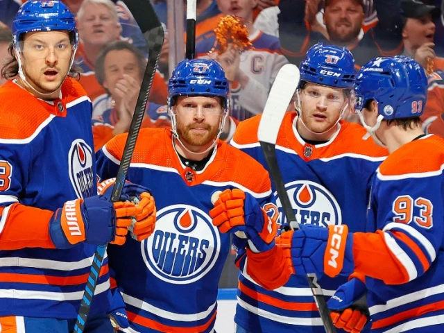 Oilers reveal lines and defence pairs for Game 3 in LA tonight