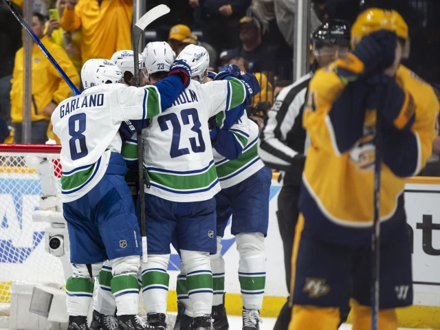 Around the NHL: Canucks advance to Round 2, Golden Knights force Game 7